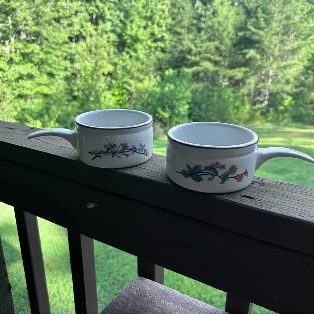 Woodhill Fine Bakeware Floral Ceramic Soup Bowls with Handles